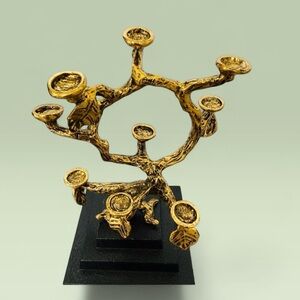 Gold Sphere Holder Tree